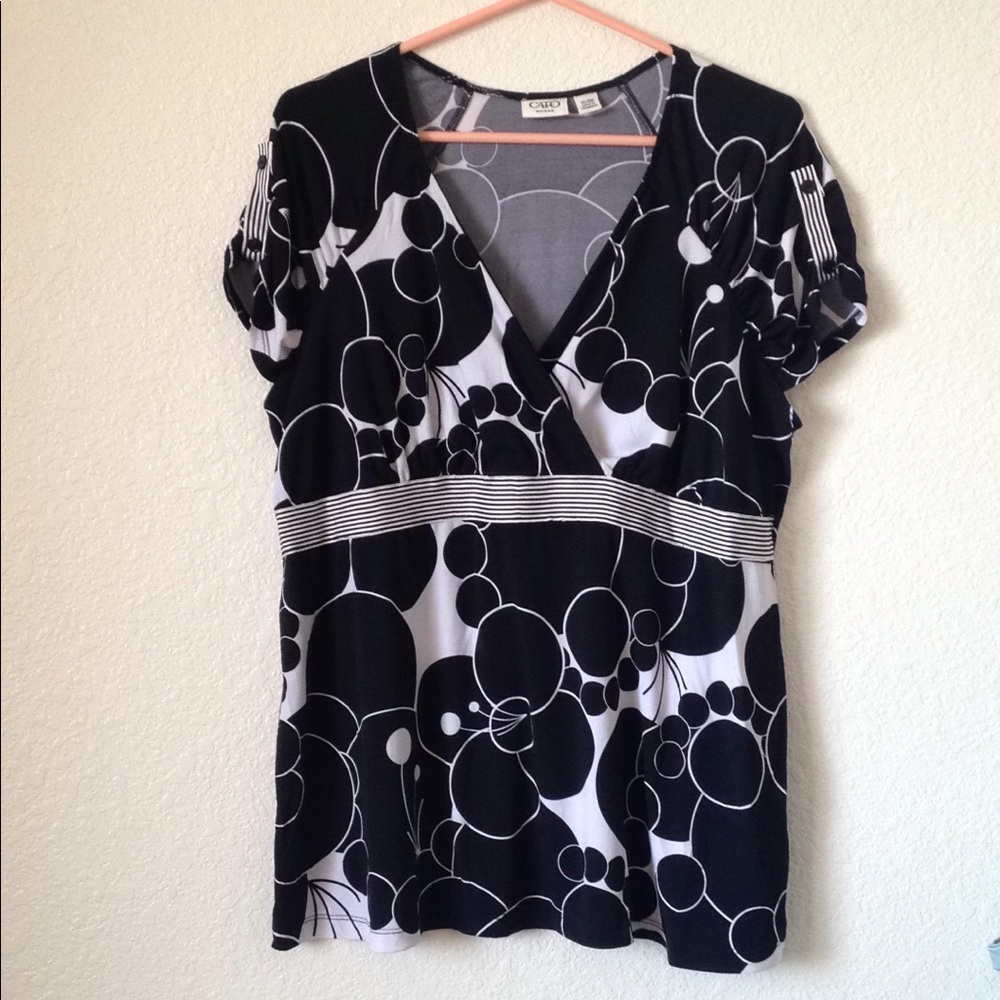 FINAL MARKDOWN LADIES' Cato Surplice Front Top w/Epaulets 14w